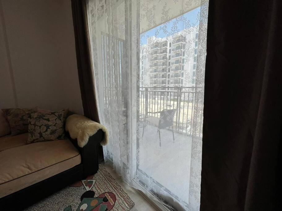 Discover Yas 2br In Water's Edge B10 -232