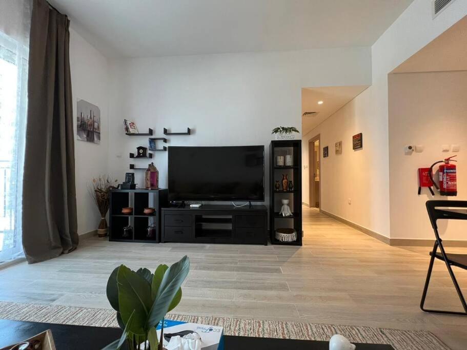 Appartement Discover Yas 2br In Water's Edge B10 -232 Abou Dabi